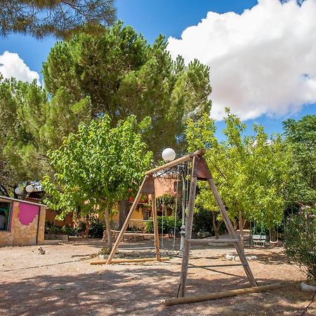 La Derrubia Guest House Villamalea Exterior photo